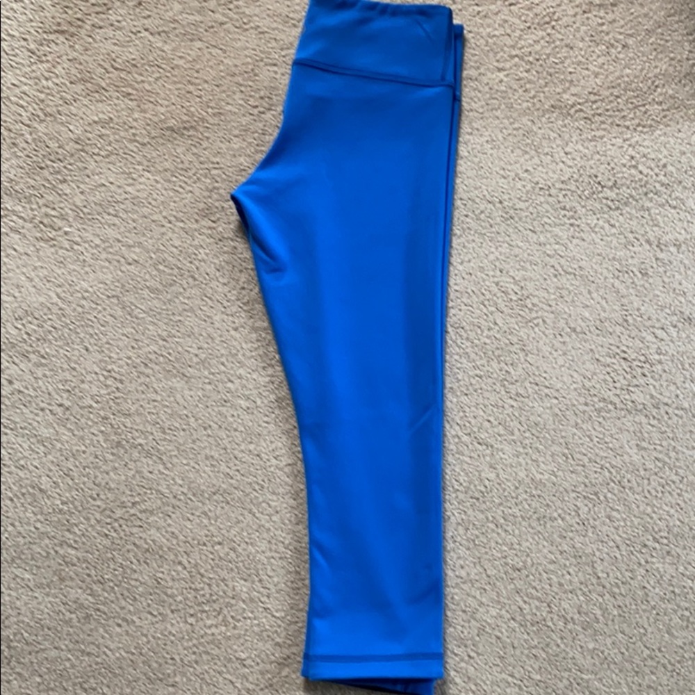 🍋Lululemon Reversible capris - Picture 3 of 6